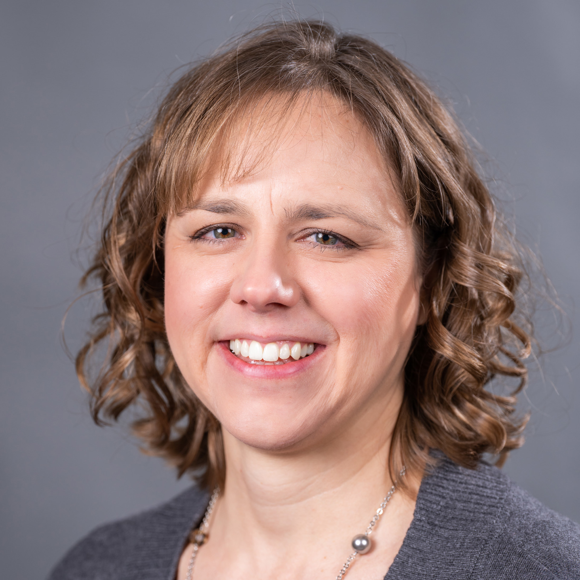 Professional Head Shot of Julie Wilson